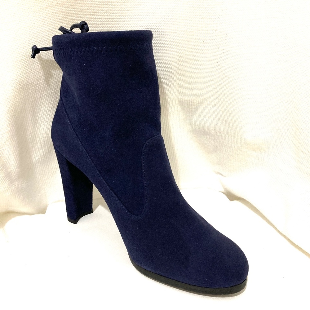 Your Blue Suede Shoes: New Stuart Weitzman, Mitten Back-Tie Booties, Size 6 - Picture 6 of 8